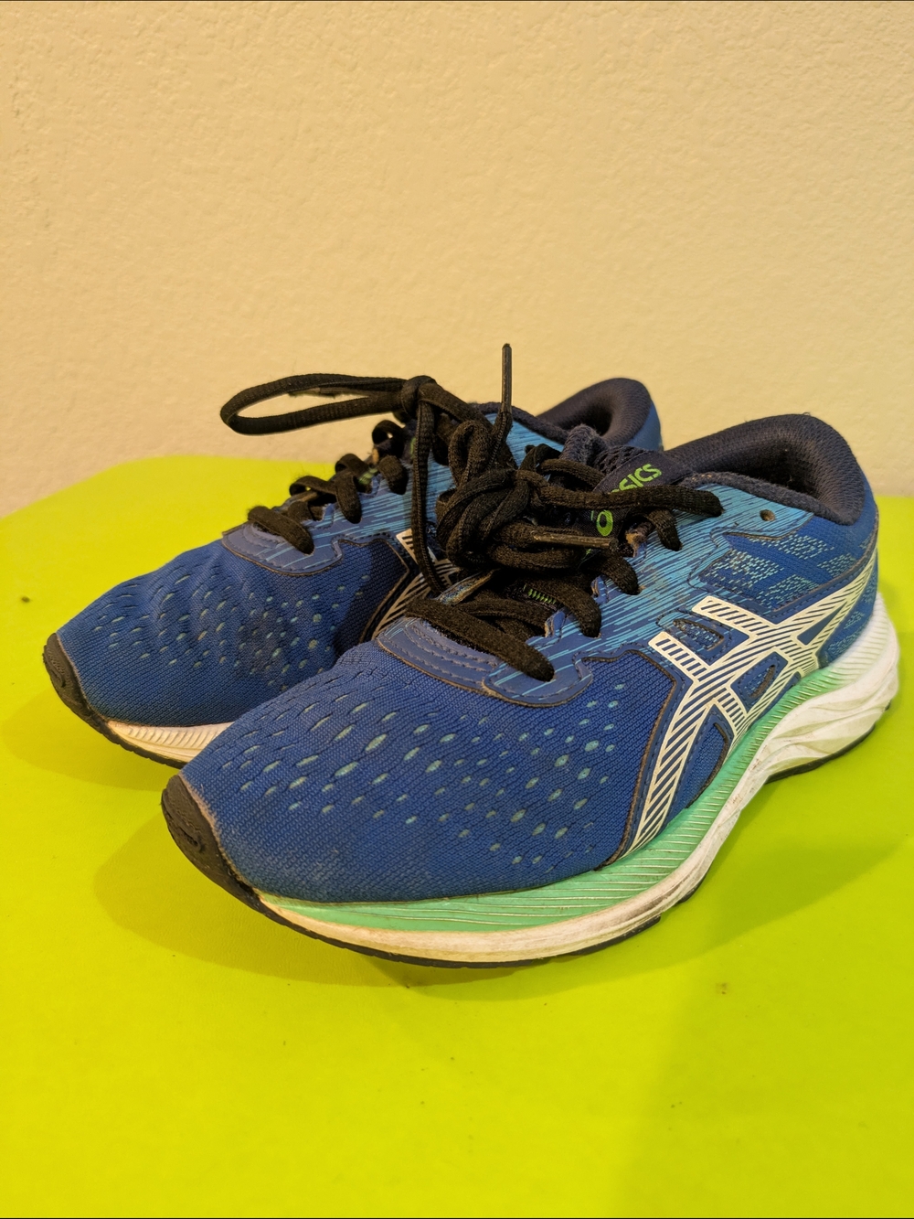 ASICS Blue Running Shoes with Green Accents